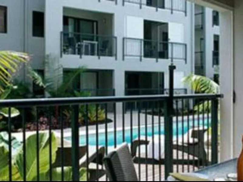 Blue Lagoon Resort Trinity Beach 4*,